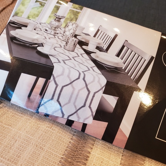 Softline Dining Bed Bath And Beyond Geometric Table Runner 9 Poshmark